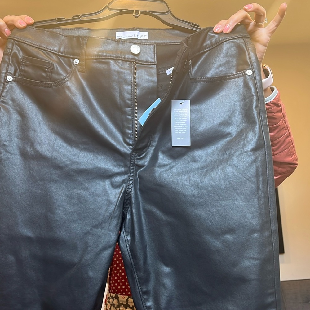 New with tags leather crop pants